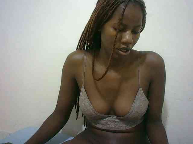 Sexyqueen2 webcam