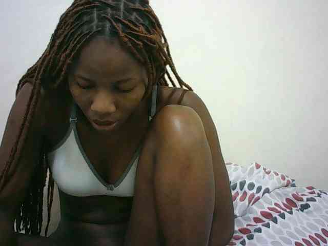 Sexyqueen2 webcam