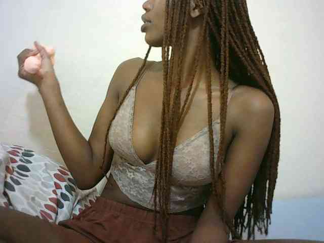 Sexyqueen2 webcam