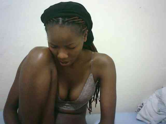 Sexyqueen2 webcam