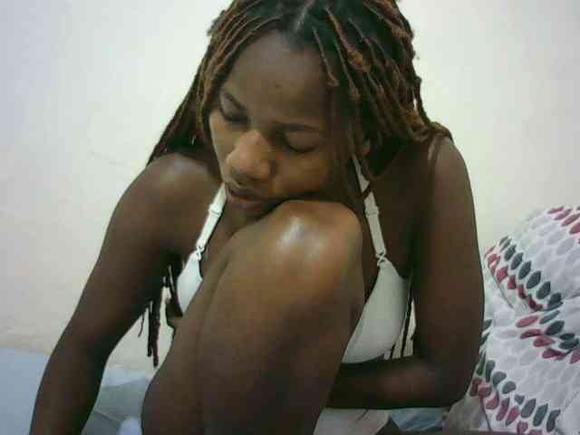Sexyqueen2 webcam