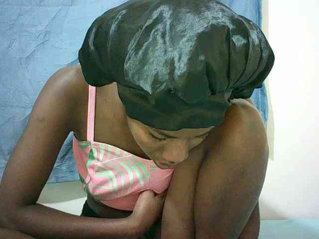 Sexyqueen2 webcam