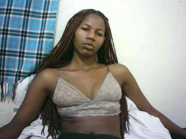 Sexyqueen2 webcam