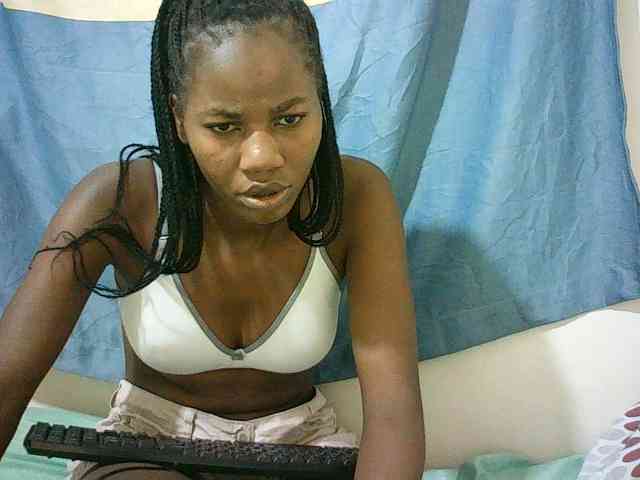 Sexyqueen2 webcam