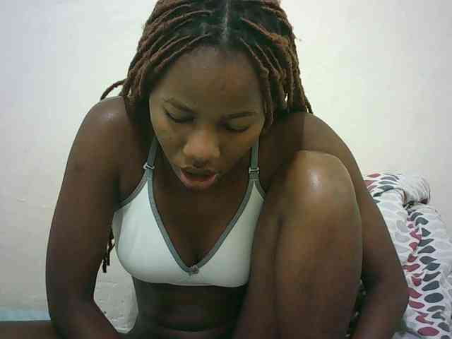 Sexyqueen2 webcam