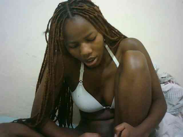 Sexyqueen2 webcam
