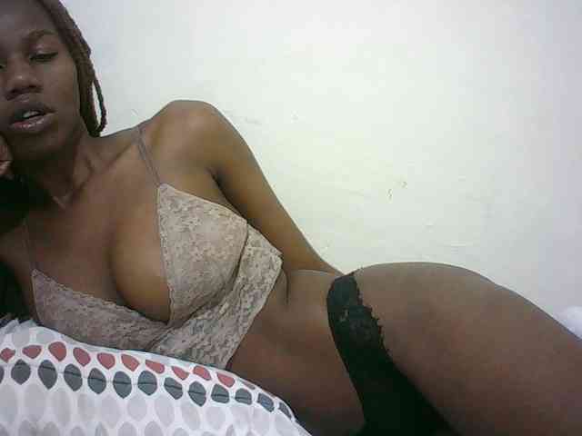 Sexyqueen2 webcam