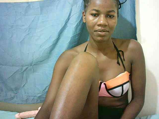 Sexyqueen2 webcam