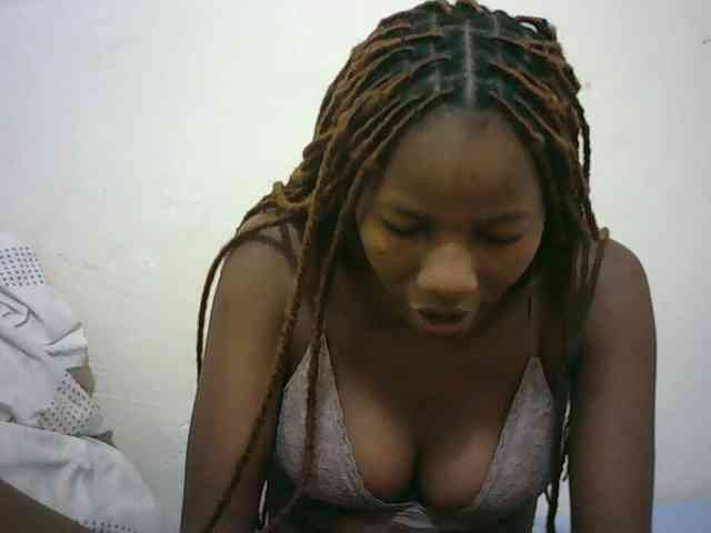 Sexyqueen2 webcam