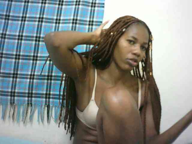 Sexyqueen2 Live Webcam on BongaCams