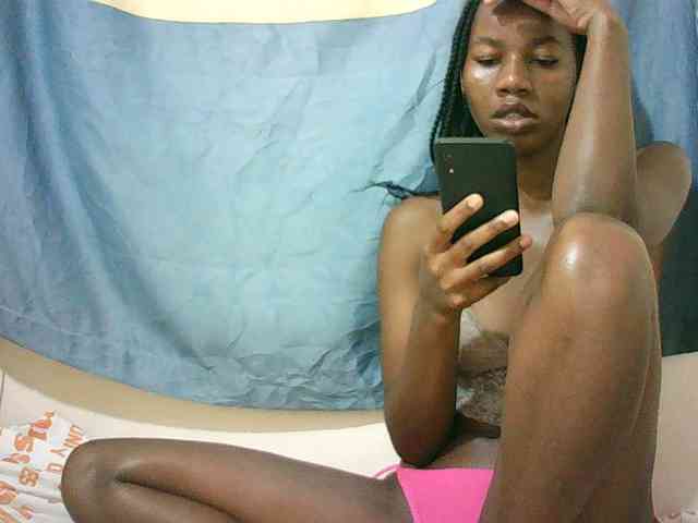 Sexyqueen2 webcam