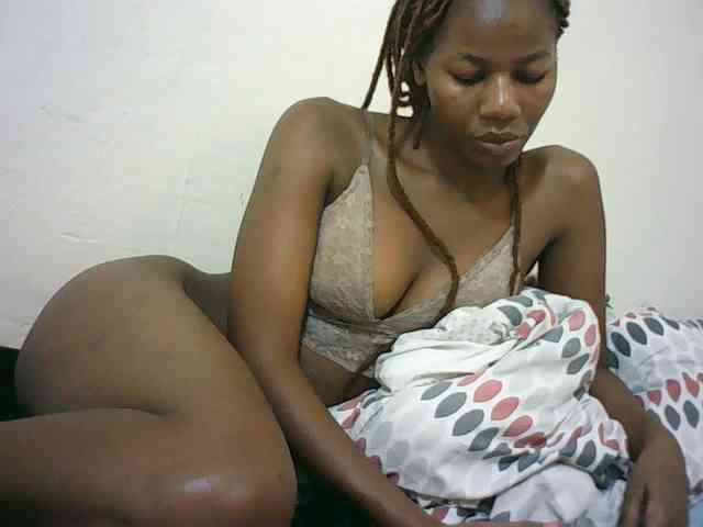 Sexyqueen2 webcam