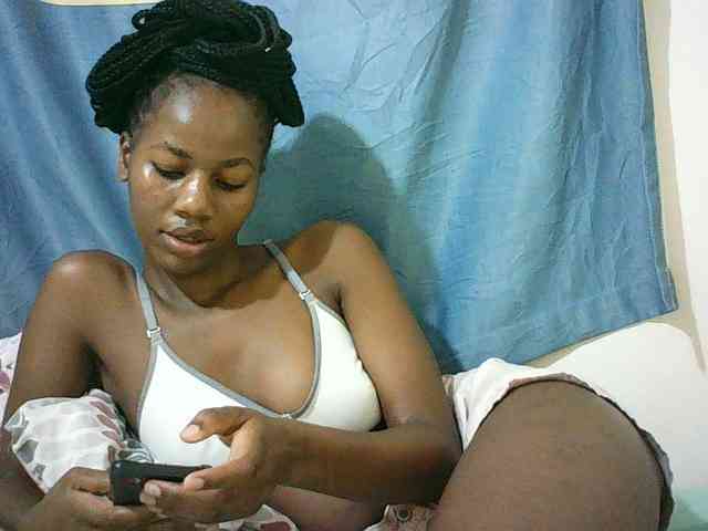 Sexyqueen2 webcam