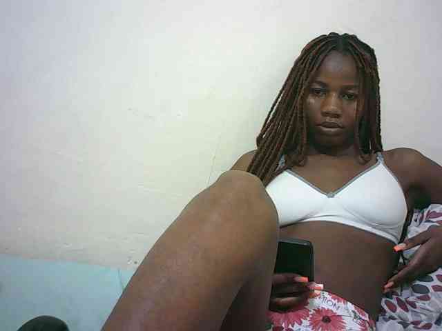 Sexyqueen2 webcam