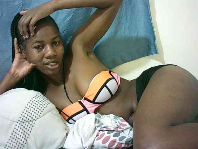 Sexyqueen2 webcam