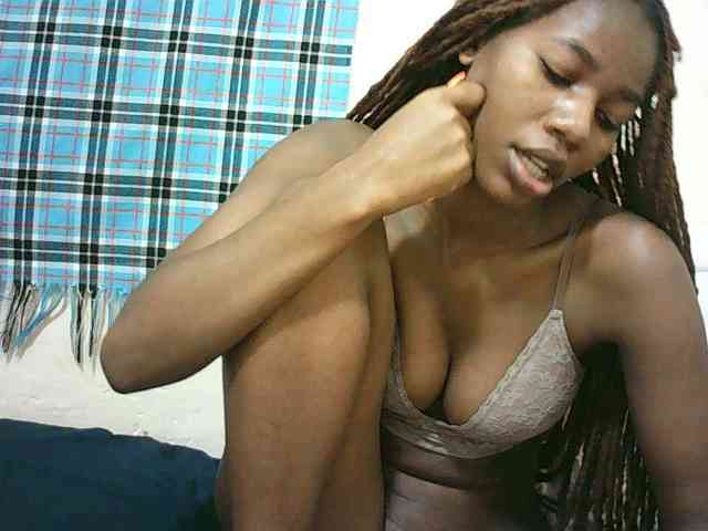 Sexyqueen2 webcam