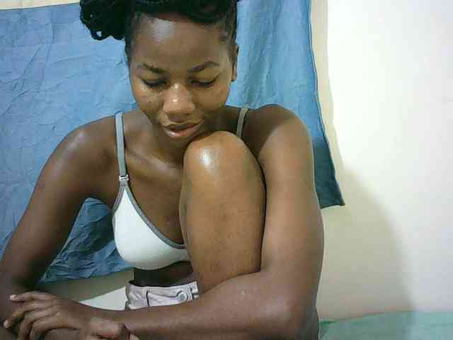 Sexyqueen2 webcam