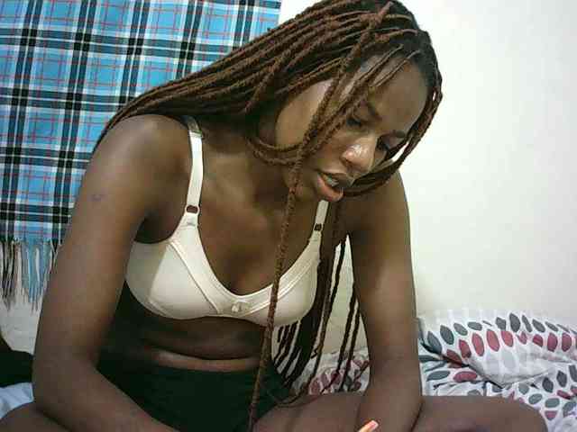 Sexyqueen2 webcam