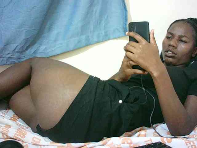 Sexyqueen2 webcam