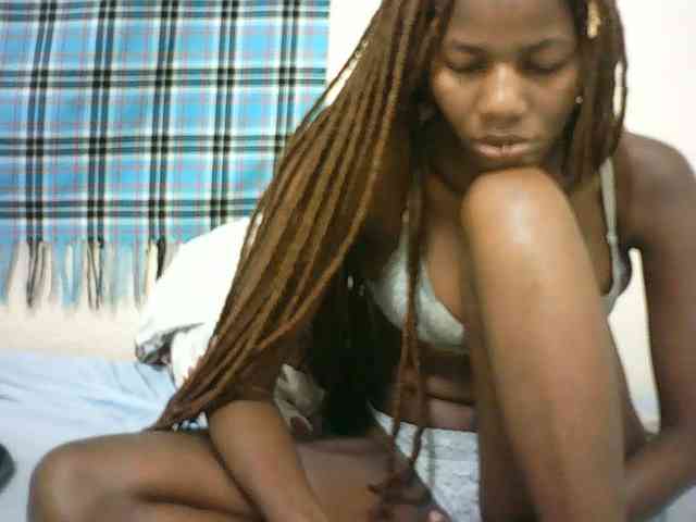Sexyqueen2 webcam