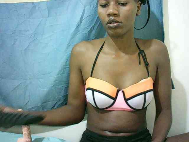 Sexyqueen2 webcam