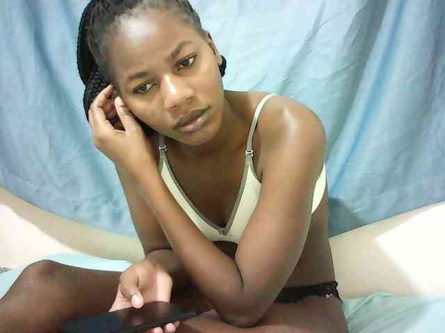 Sexyqueen2 webcam