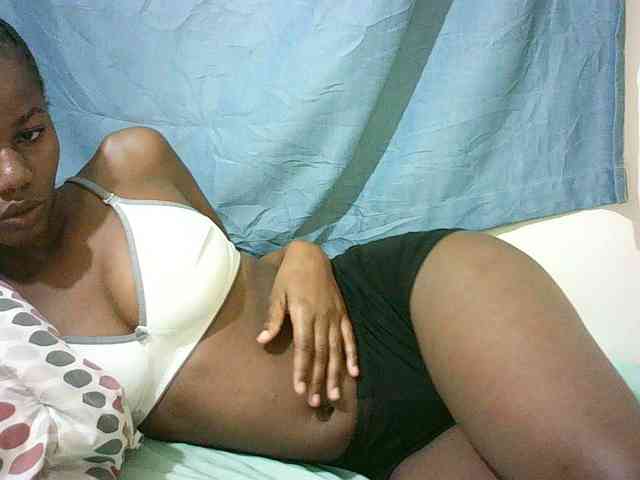 Sexyqueen2 webcam