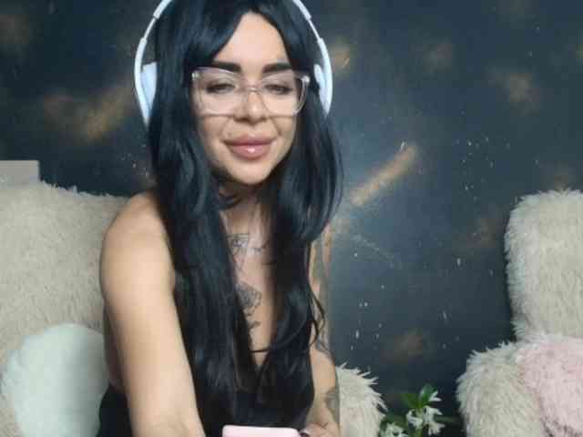 DesireBloom webcam