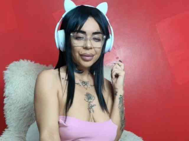 DesireBloom webcam