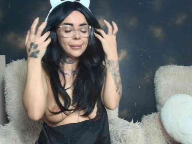 DesireBloom webcam