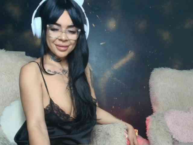 DesireBloom webcam