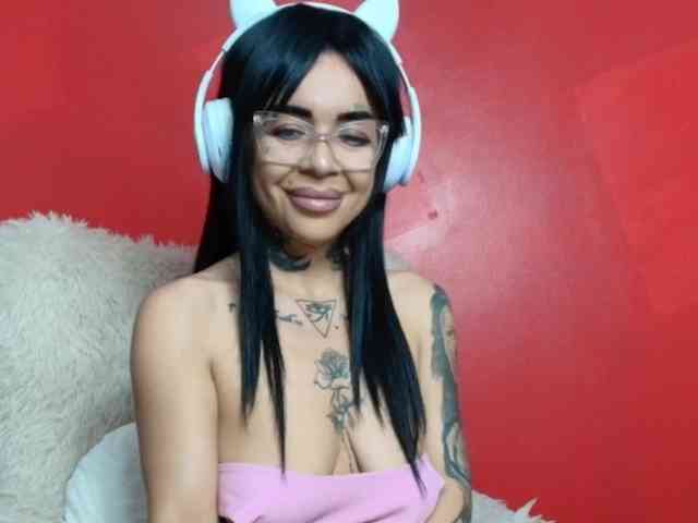 DesireBloom webcam