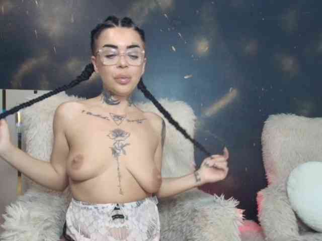 DesireBloom webcam