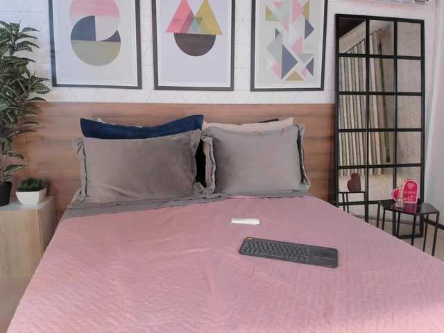 ZafiraBlack live cam on BongaCams