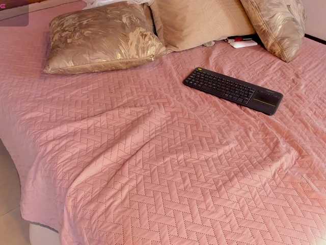 ZafiraBlack live cam on BongaCams