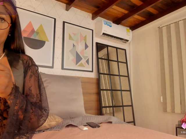 ZafiraBlack live cam on BongaCams