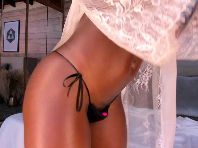 ZafiraBlack live webcam show