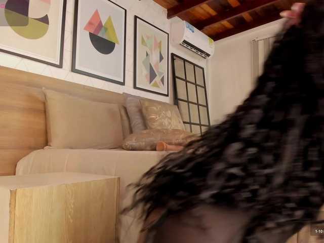 ZafiraBlack live cam on BongaCams