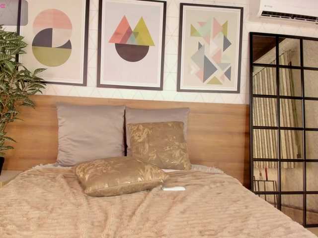 ZafiraBlack live cam on BongaCams