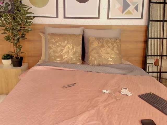 ZafiraBlack live cam preview