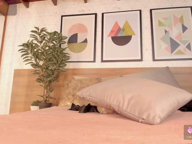 ZafiraBlack live cam on BongaCams