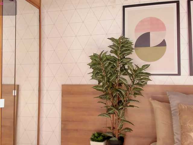 ZafiraBlack live cam on BongaCams