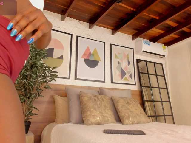 ZafiraBlack, en vivo ahora en BongaCams