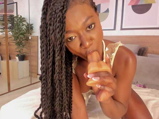 ZafiraBlack live webcam show