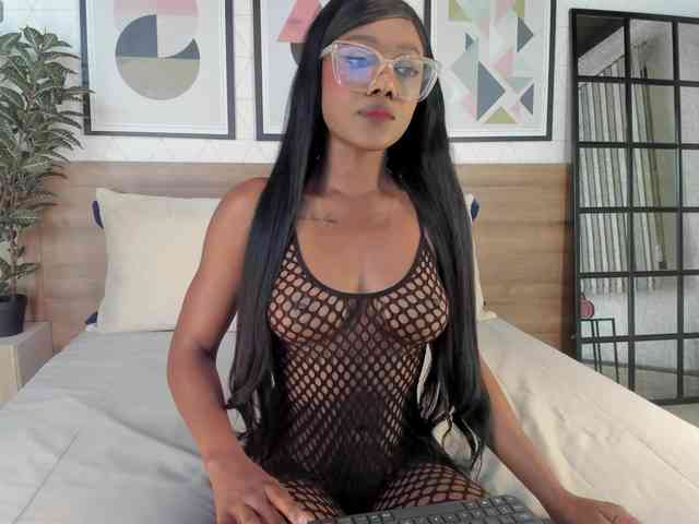 ZafiraBlack webcam