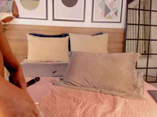 ZafiraBlack webcam