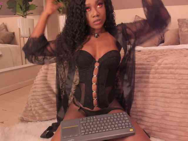 ZafiraBlack