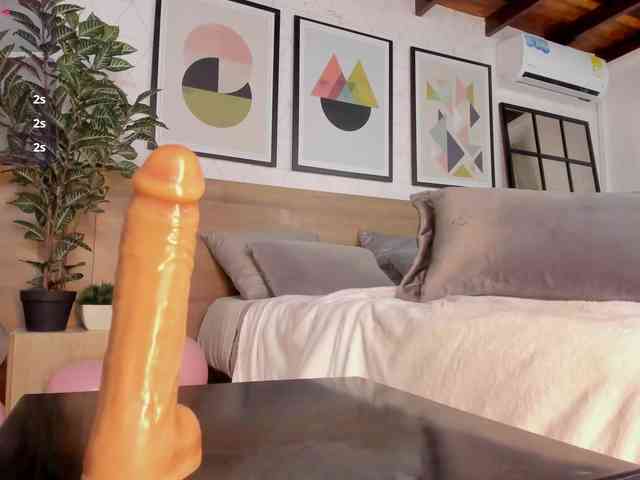 ZafiraBlack webcam
