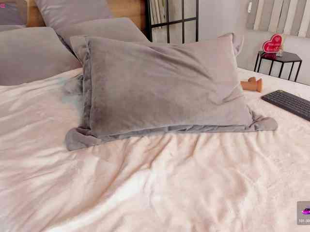 ZafiraBlack webcam