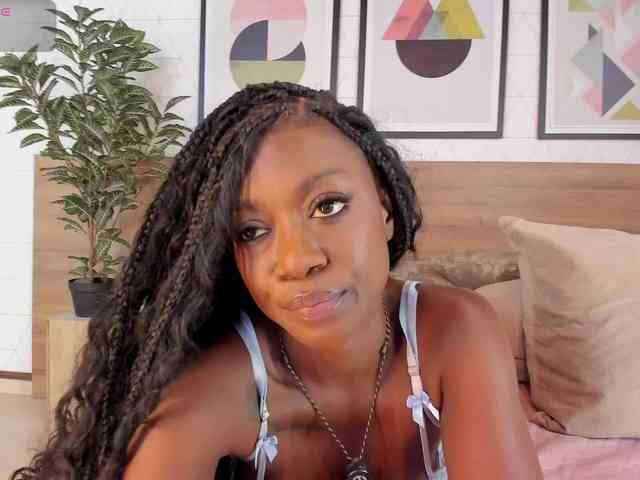 ZafiraBlack webcam
